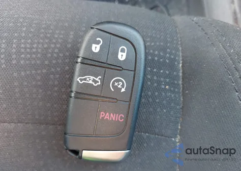 2015 Chrysler 200 Limited z USA, uszkodzony, nr VIN 1C3CCCAB7FN671252